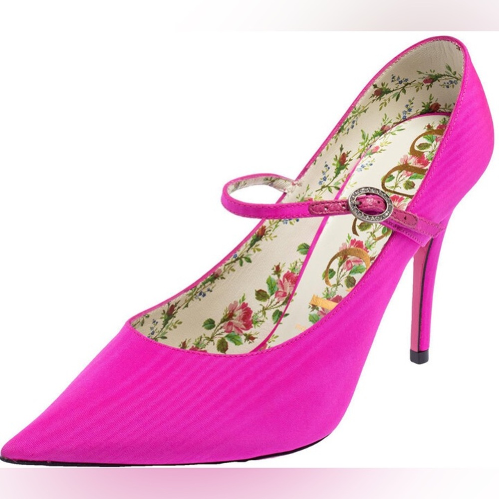 GUCCI heels pink Virginia Mary Jane pumps  7.5